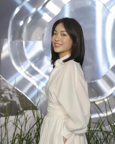 Trước đó, khi bị dân mạng nói "ăn bám" bạn trai, cô chia sẻ đã sở hữu một vài căn nhà từ năm 24 tuổi.