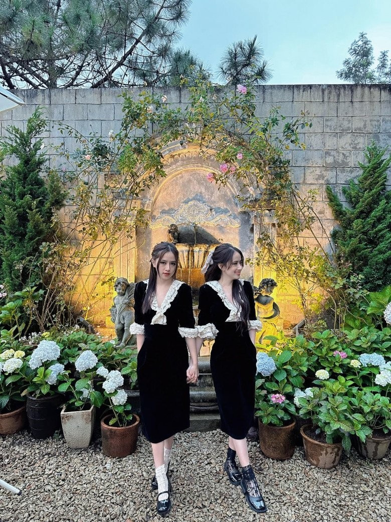 Làn da trắng như bông bưởi cùng hình thể mảnh dẻ của cô nàng là niềm ao ước của không ít chị em phụ nữ.