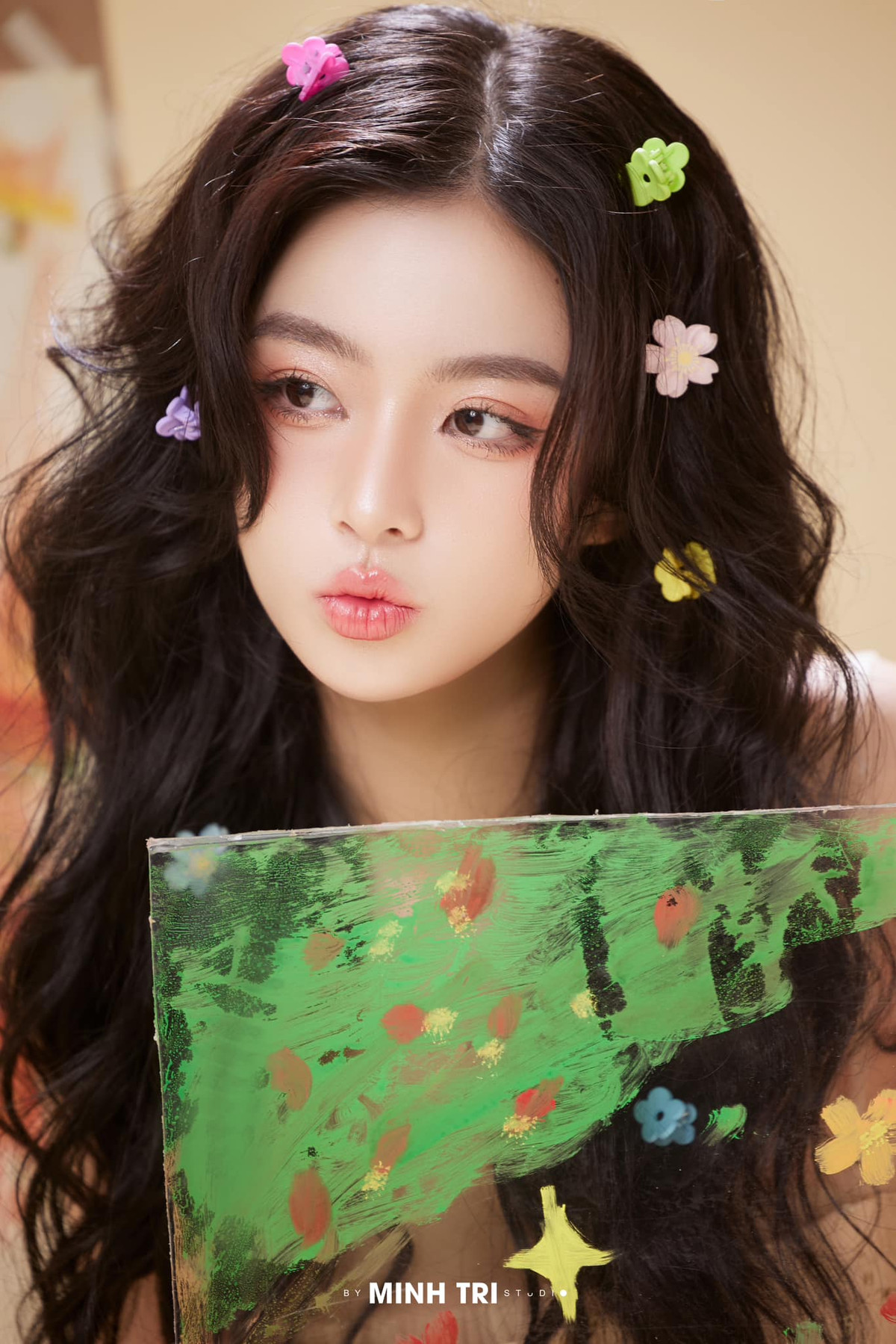 Phan Hằng còn được gọi là "hot girl ảnh thẻ" nổi đình đám trên MXH cách đây khá lâu.