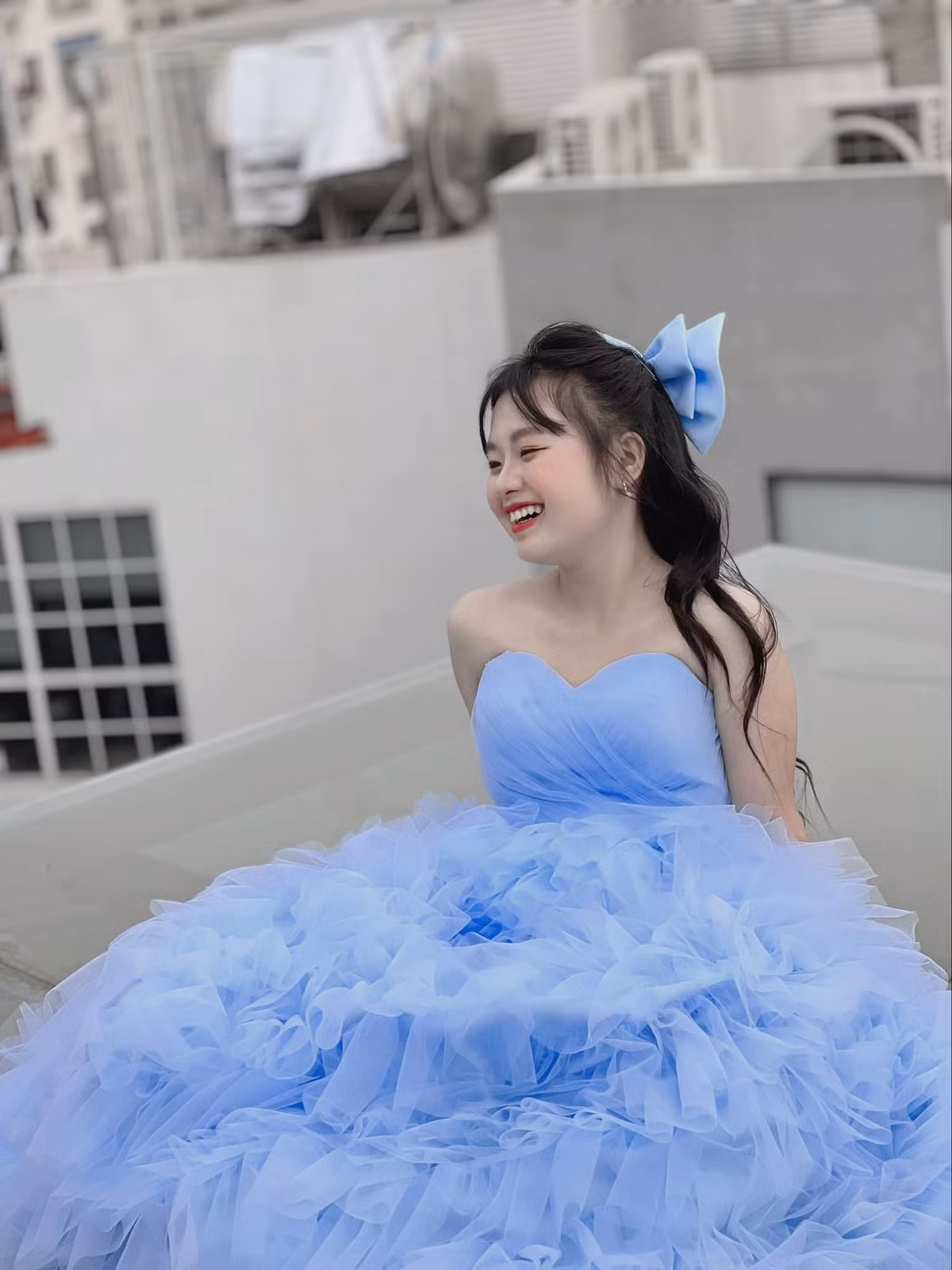 Hiện tại, mỗi một hoạt động hay cuộc sống hàng ngày của Phúng Phính khi ở thành phố hay Hà Giang vẫn là điều được công chúng quan tâm. Ảnh: FBNV