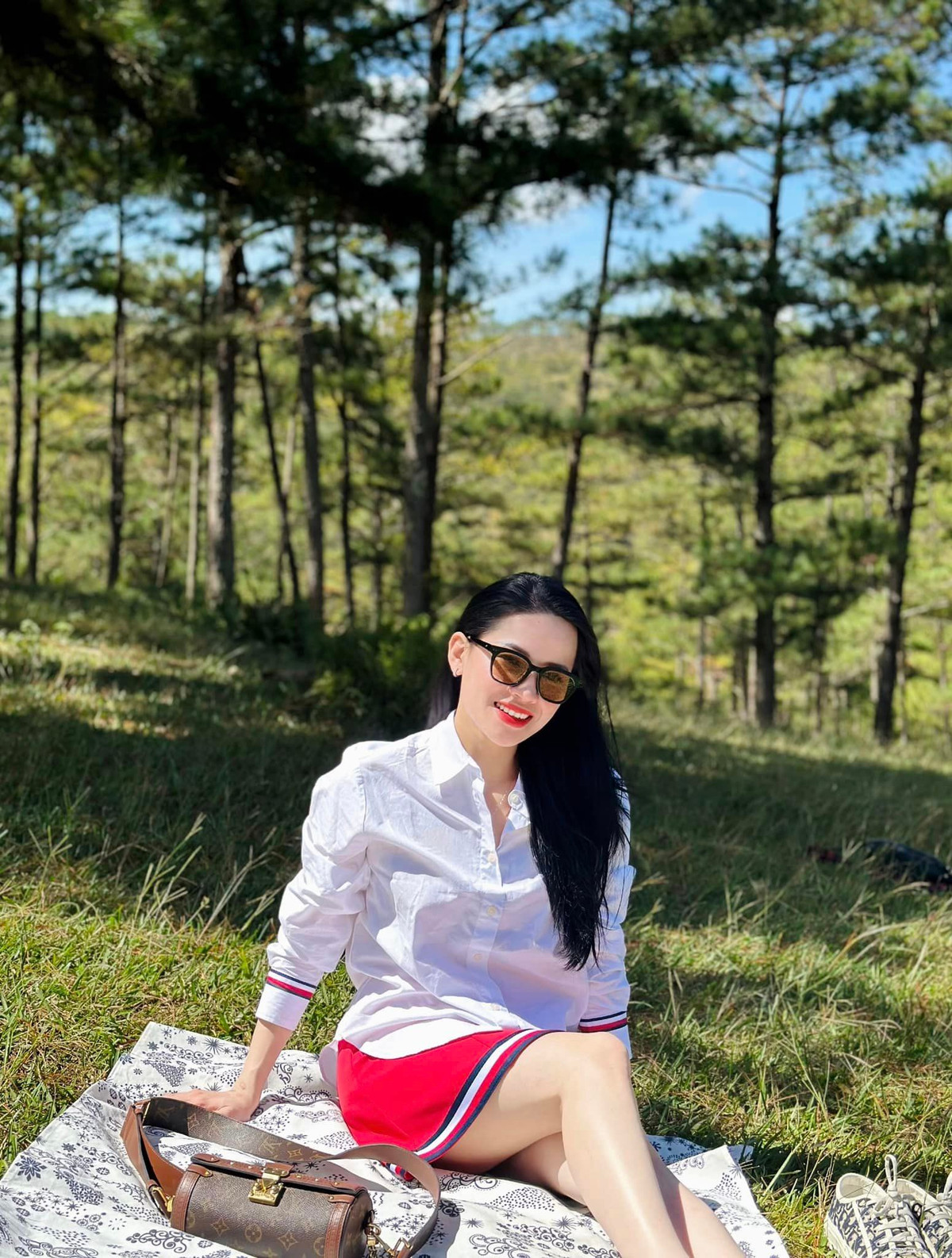 Bên dưới phần bình luận, rất nhiều ý kiến bày tỏ sự đồng tình với cách xử lý này của Hà Linh.