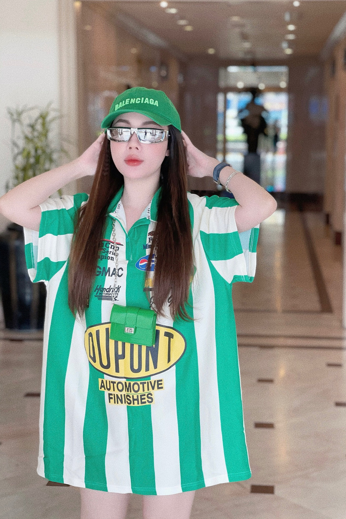 Nếu như năm xưa, Hà My khiến nhiều người bận tâm vì phong cách ăn mặc có phần quá phóng khoáng thì nay, người đẹp gốc Hà Nam đã khác.