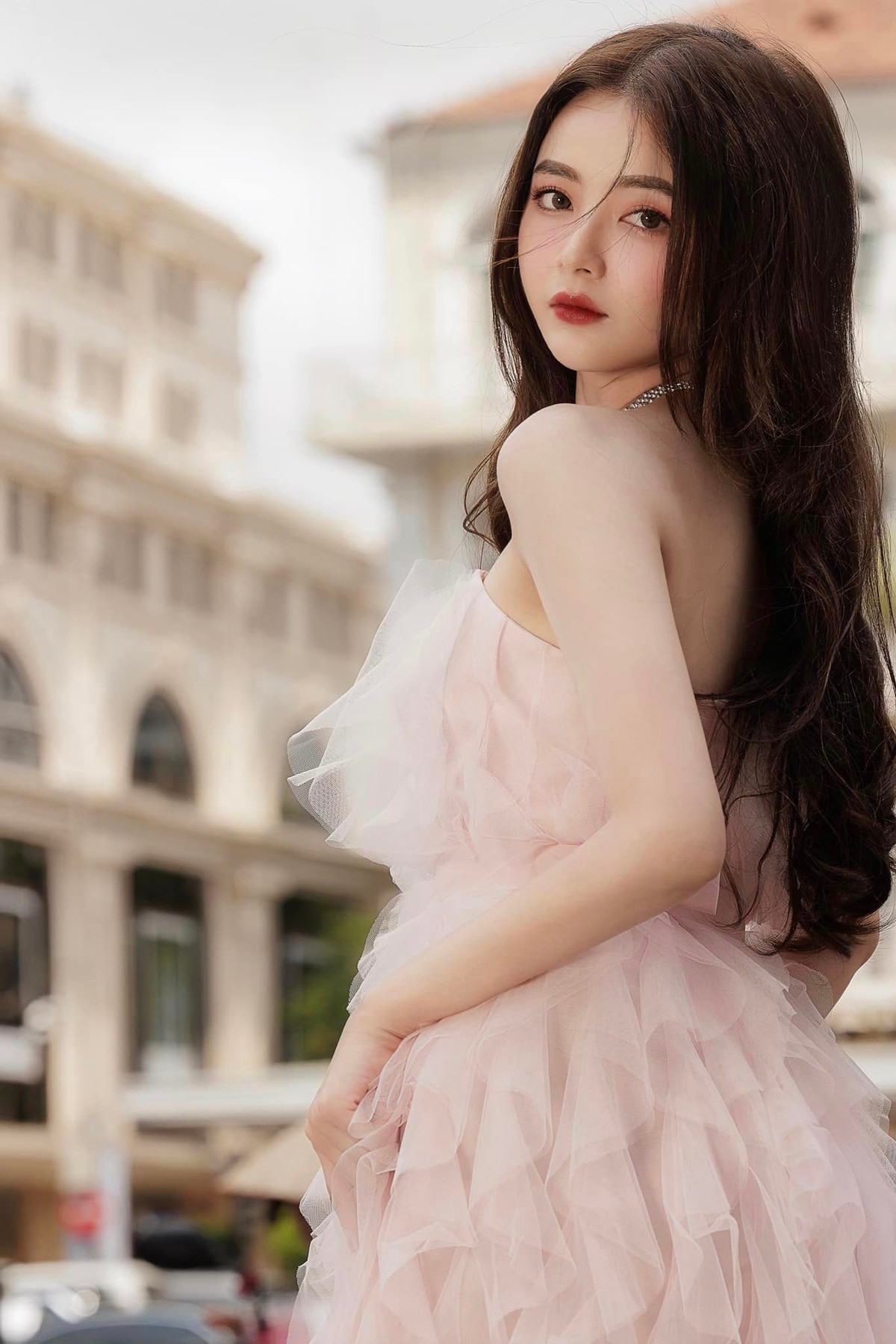 Trước đây gái xinh chưa có phong cách nhất định, bị chê là quê mùa.