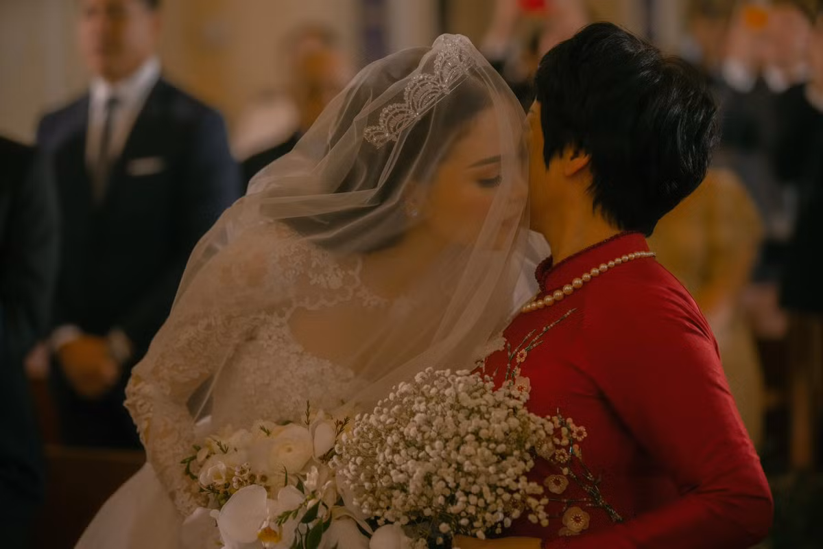 Nói về hôn lễ sắp tới, Linh Rin hé lộ sẽ có nhiều điều bất ngờ và tự hào: "Và chưa dừng lại ở đây, vẫn còn rất nhiều tự hào trong lễ cưới sắp tới đây của Linh và Phillip - cảm ơn một lần nữa những tâm hồn đồng điệu". Ảnh: FBNV