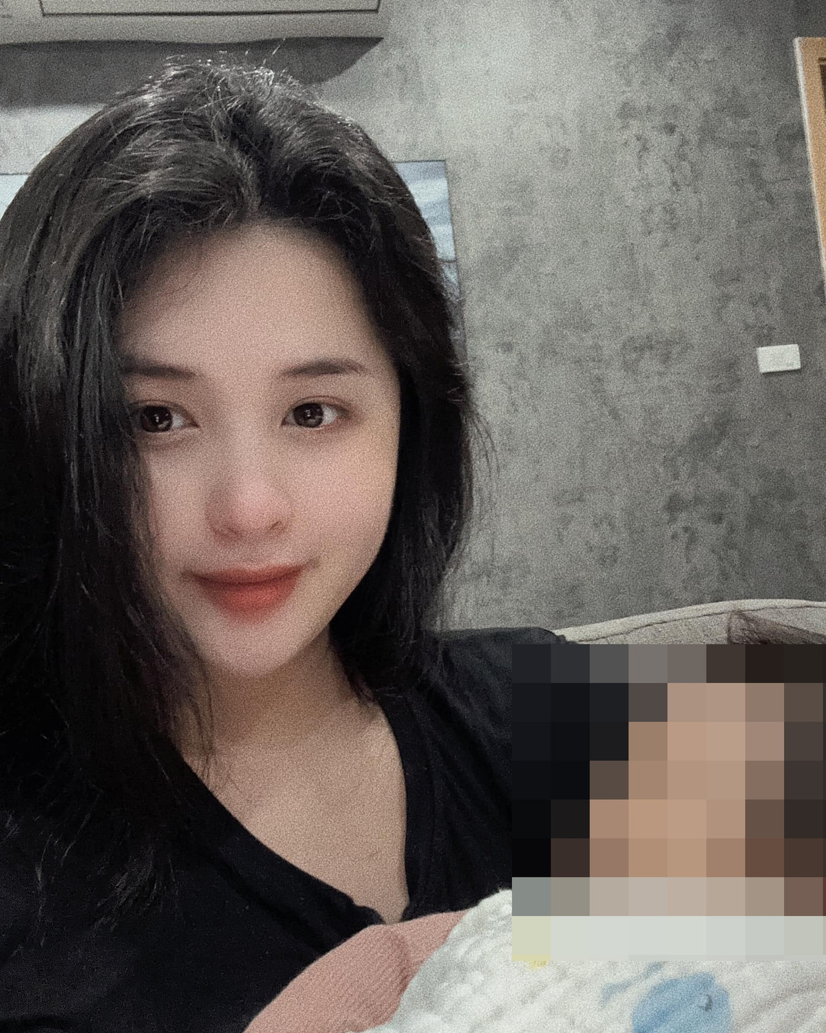 Thảo Nari từng giành được giải "Gương mặt khả ái" tại cuộc thi Miss ĐH Văn hóa 2016.