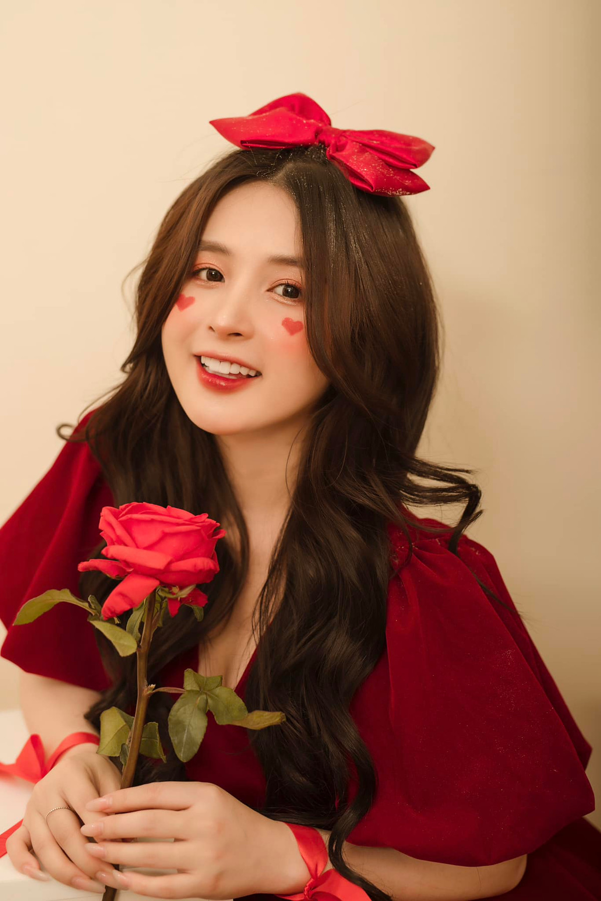 Những ngày này, Thảo Nari và gia đình đang hạnh phúc khi vừa chào đón thành viên mới.