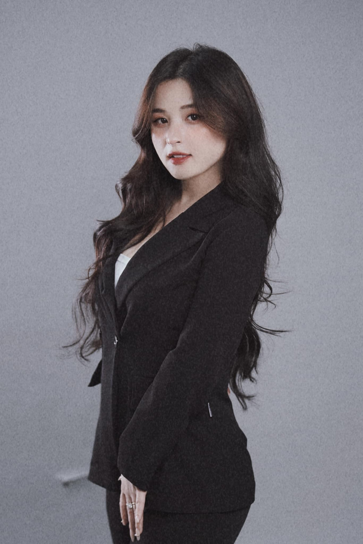 Theo như hình ảnh mới cập nhật, nhan sắc của streamer Liên Quân đã gần như sánh ngang thời con gái.