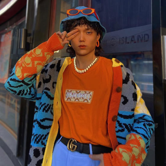 Phạm Thoại cũng từng tiết lộ anh nhận được lời đề nghị trả thù lao 1 tỷ đồng cho 4 lần livestream. Tuy nhiên, nhận thấy con số trên quá lớn nên anh chàng tỏ ý nghi ngờ, và đã từ chối ngay khi tìm hiểu được sản phẩm của đối tác là kem trộn, hàng kém chất lượng.