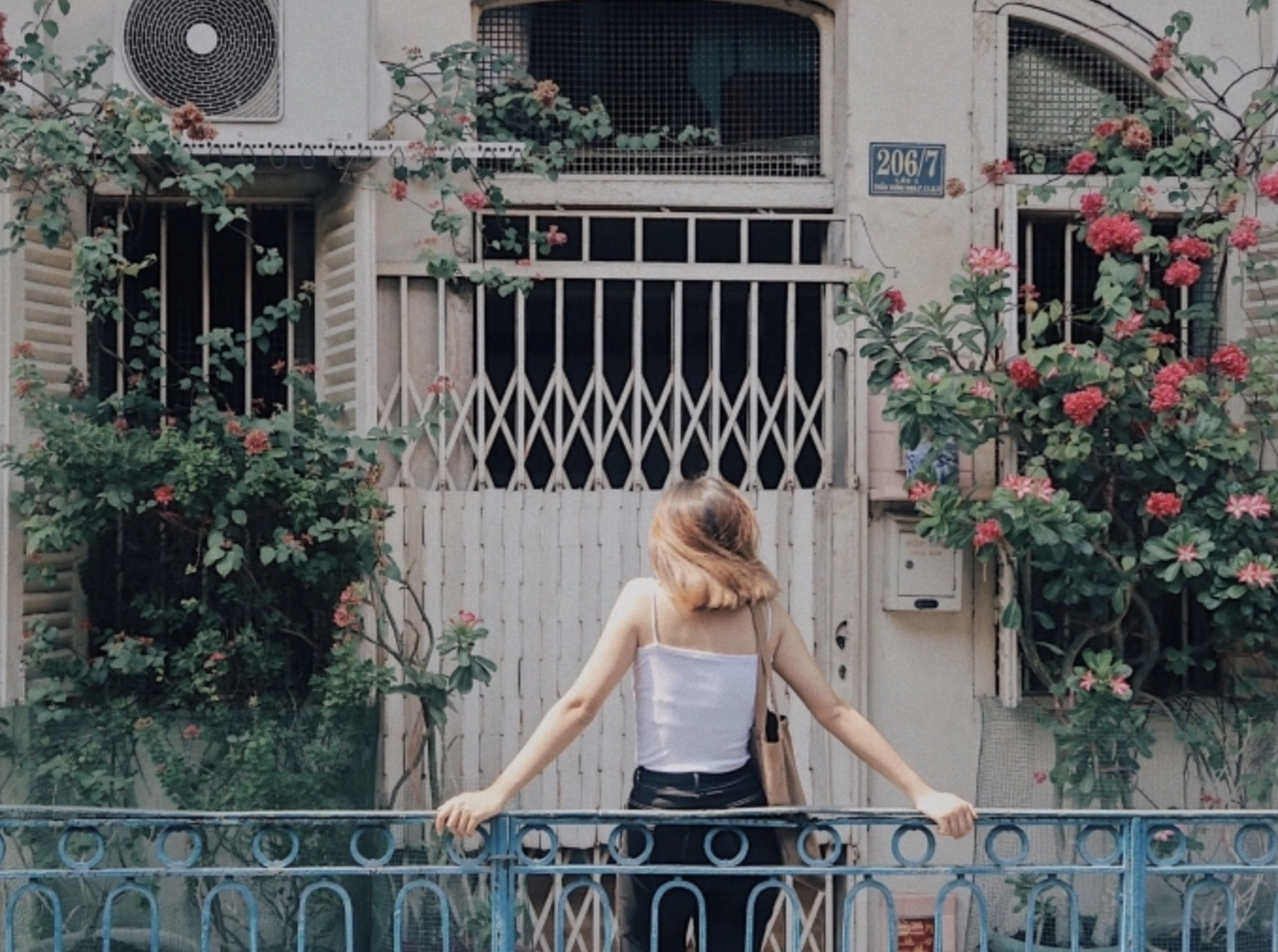 Trước đó, hẻm Hào Sĩ Phường (số 206 đường Trần Hưng Đạo, phường 11, quận 5, TP.HCM) cũng rơi vào tình cảnh tương tự.