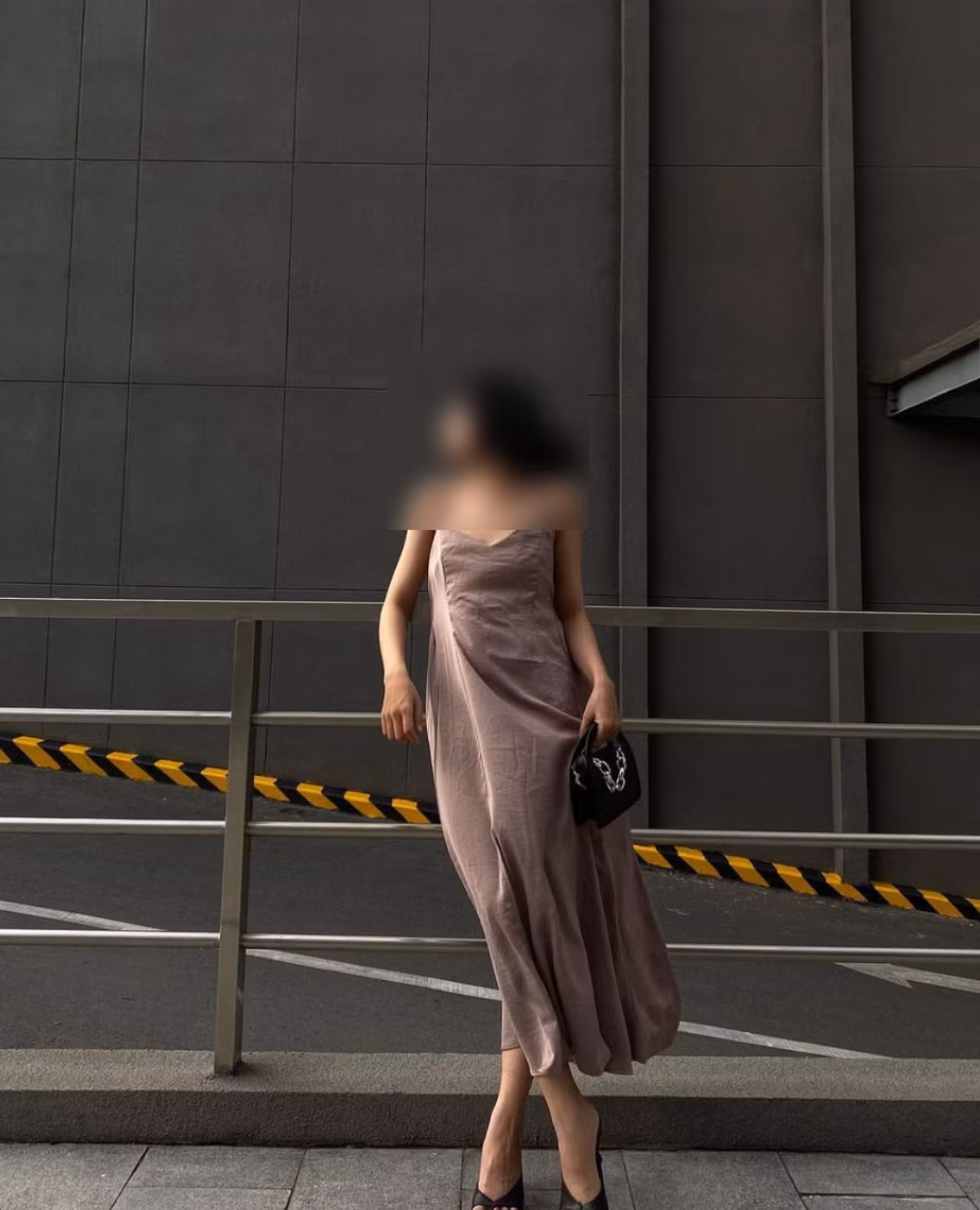 Đến khu chung cư cao cấp tại khu Him Lam, chung cư tại Tân Bình cũng phải cấm người trẻ đến check-in.