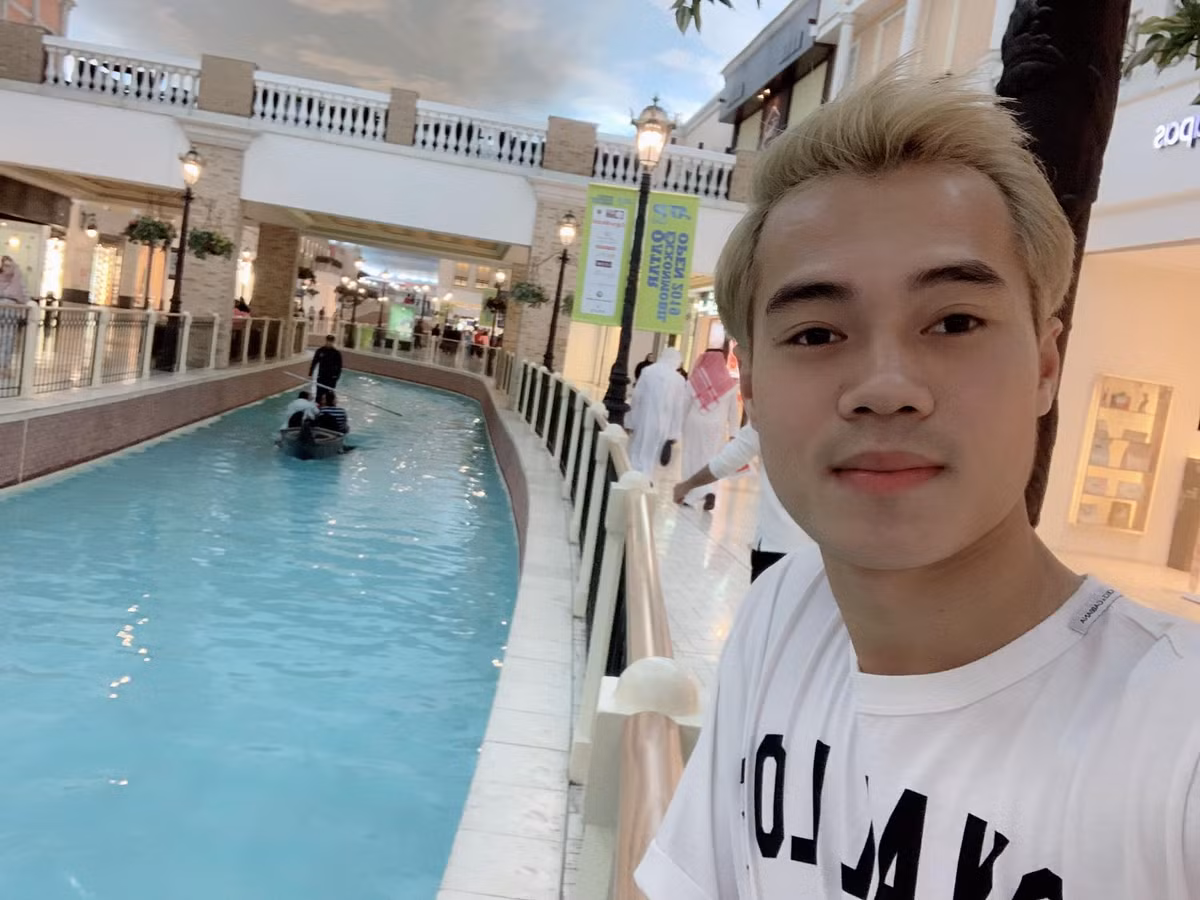 Được biết những mẫu áo mà nam cầu thủ sản xuất liên tục cháy hàng chỉ trong thời gian ngắn mở bán.