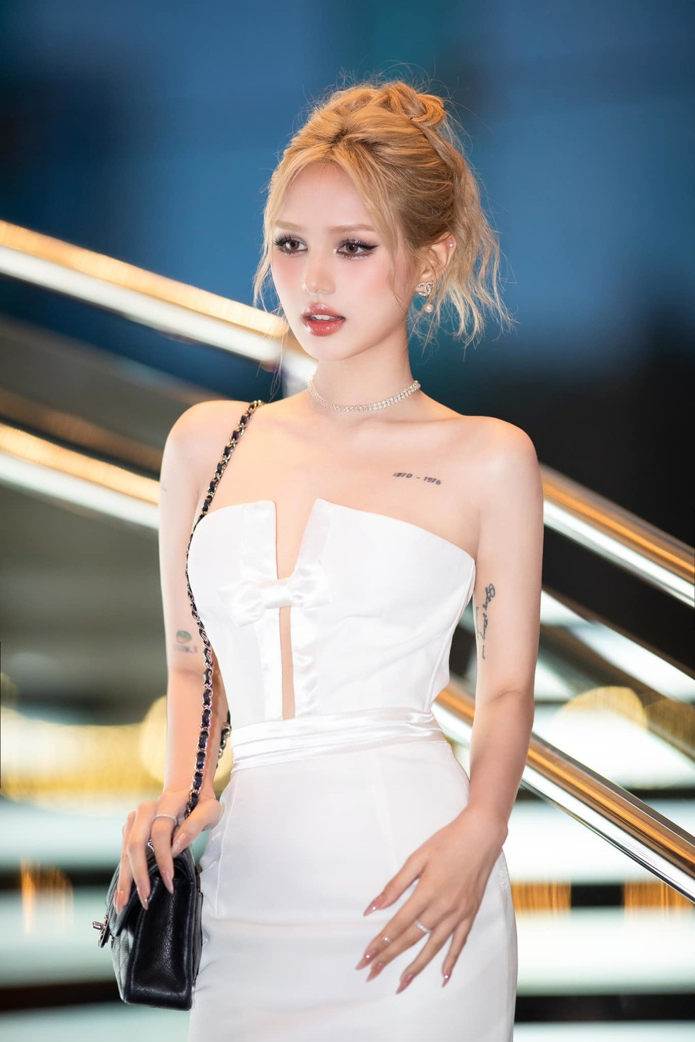 Nhan sắc ngày càng lên hương của cô nàng luôn là chủ đề nóng. Ảnh: FBNV