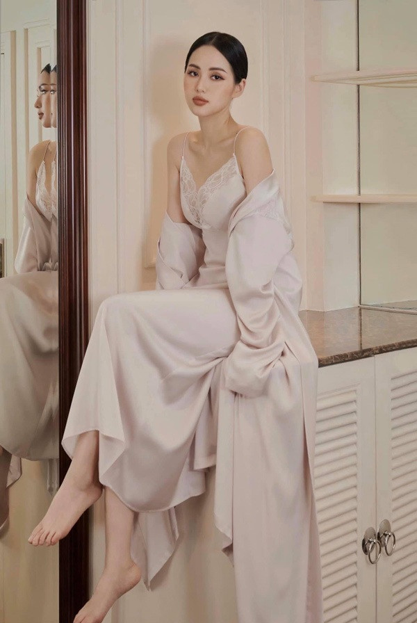 Trải qua hai lần sinh nở nhưng sắc vóc của cô nàng vẫn không phải dạng vừa.