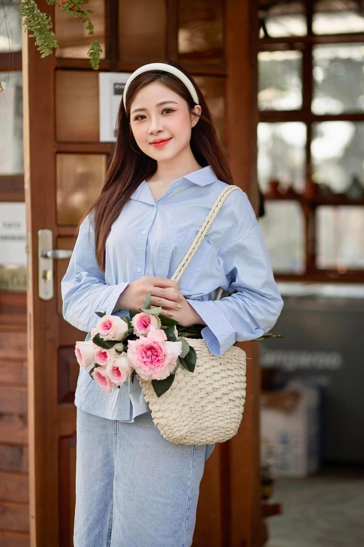 Chỉ 3 năm, cô nàng đã hạ sinh 2 con cho nam cầu thủ, bé gái đầu lòng sinh vào tháng 8/2020, bé thứ hai vào tháng 4/2022 vừa qua.