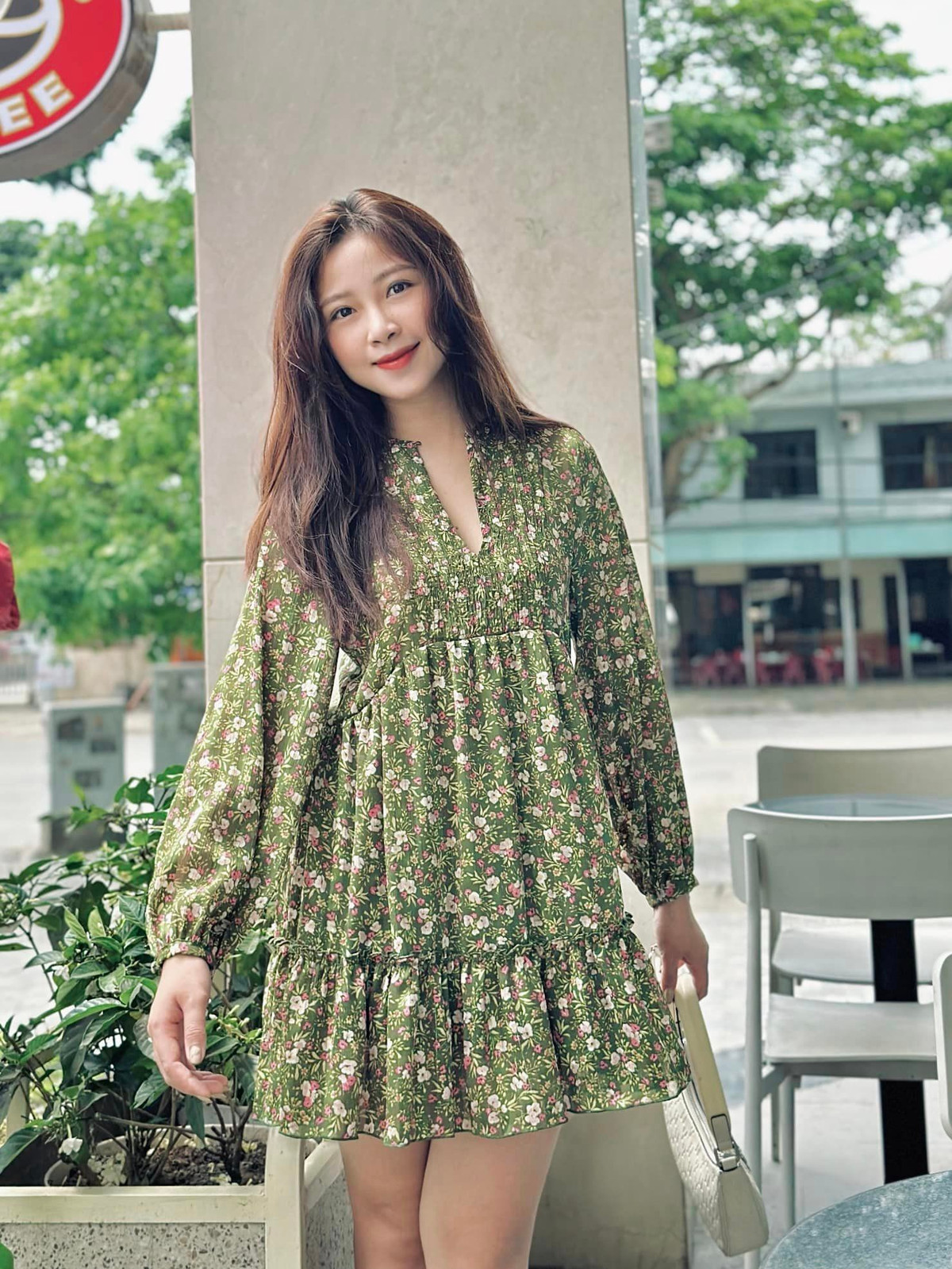 Vợ của Phan Văn Đức - Võ Nhật Linh khiến nhiều người ngưỡng mộ vì sau 2 lần sinh nở vẫn giữ được nhan sắc, vóc dáng xinh đẹp.