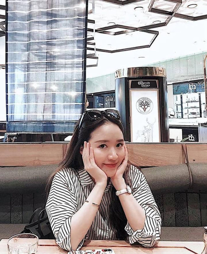 Đã một khoảng thời gian dài kể từ ngày ồn ào đó qua đi, hiện tại Nhuệ Giang cũng đã trở nên kín tiếng hơn trong cách sống và không còn làm phật lòng mọi người.