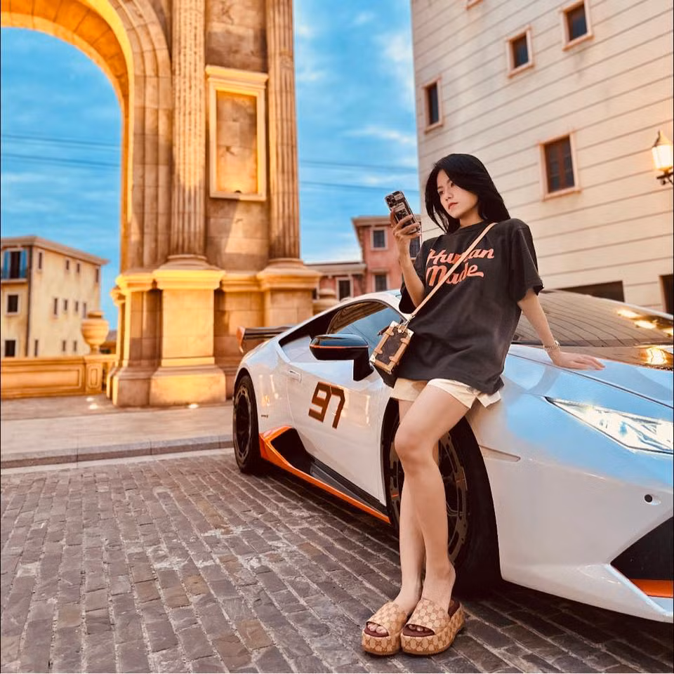 Thời gian qua Đoàn Di Băng chỉ cho em gái qua một bác sĩ nổi tiếng về chuyện hiếm muộn, cô cũng làm và hiểu vấn đề. Đó là sức khoẻ của cô không cho phép việc có con, cộng thêm ham con quá dẫn đến bị stress nên rất khó đậu thai.