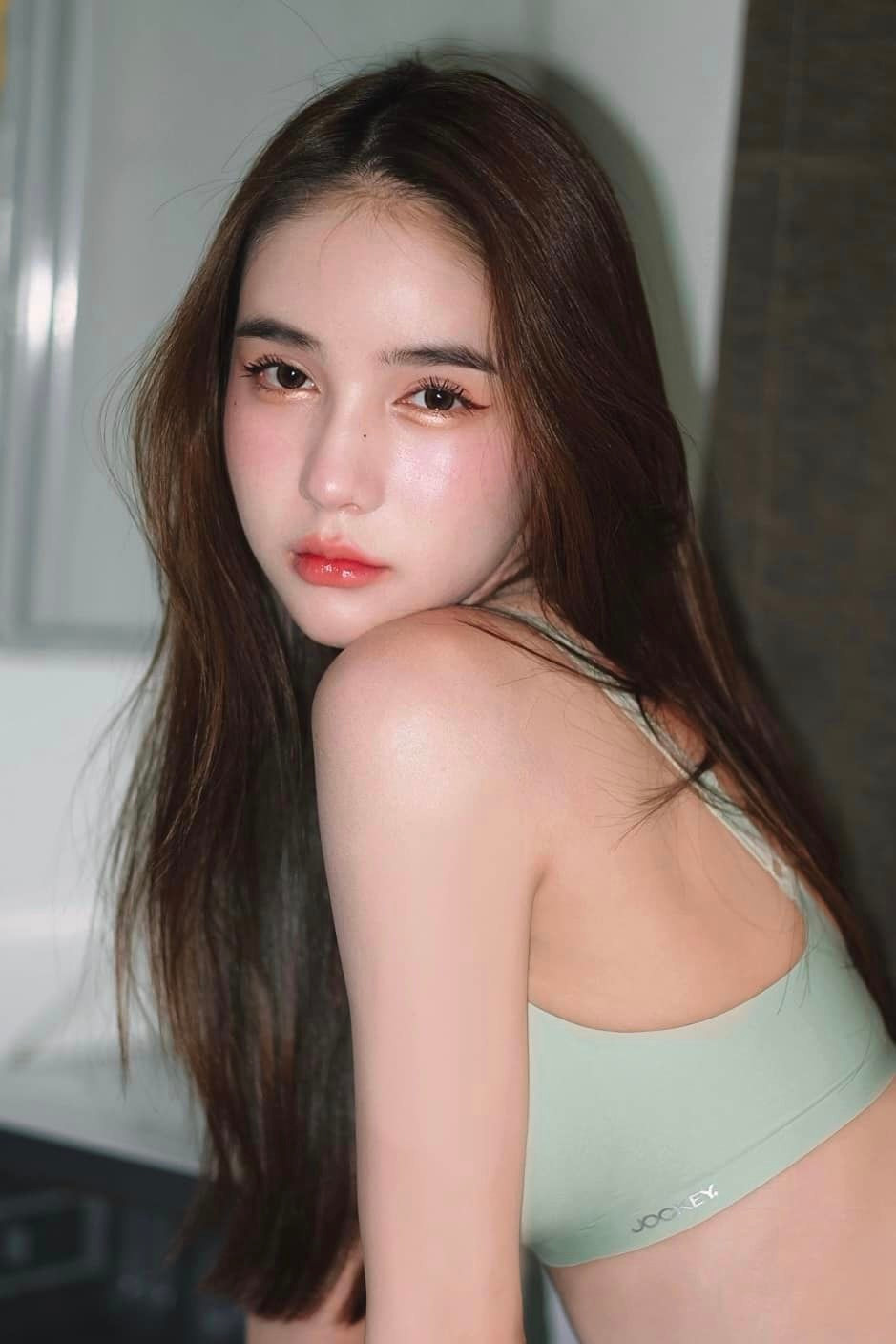 Nhiều người còn gọi với Yoshi với biệt danh là Angela Baby phiên bản Thái. Ảnh: FBNV