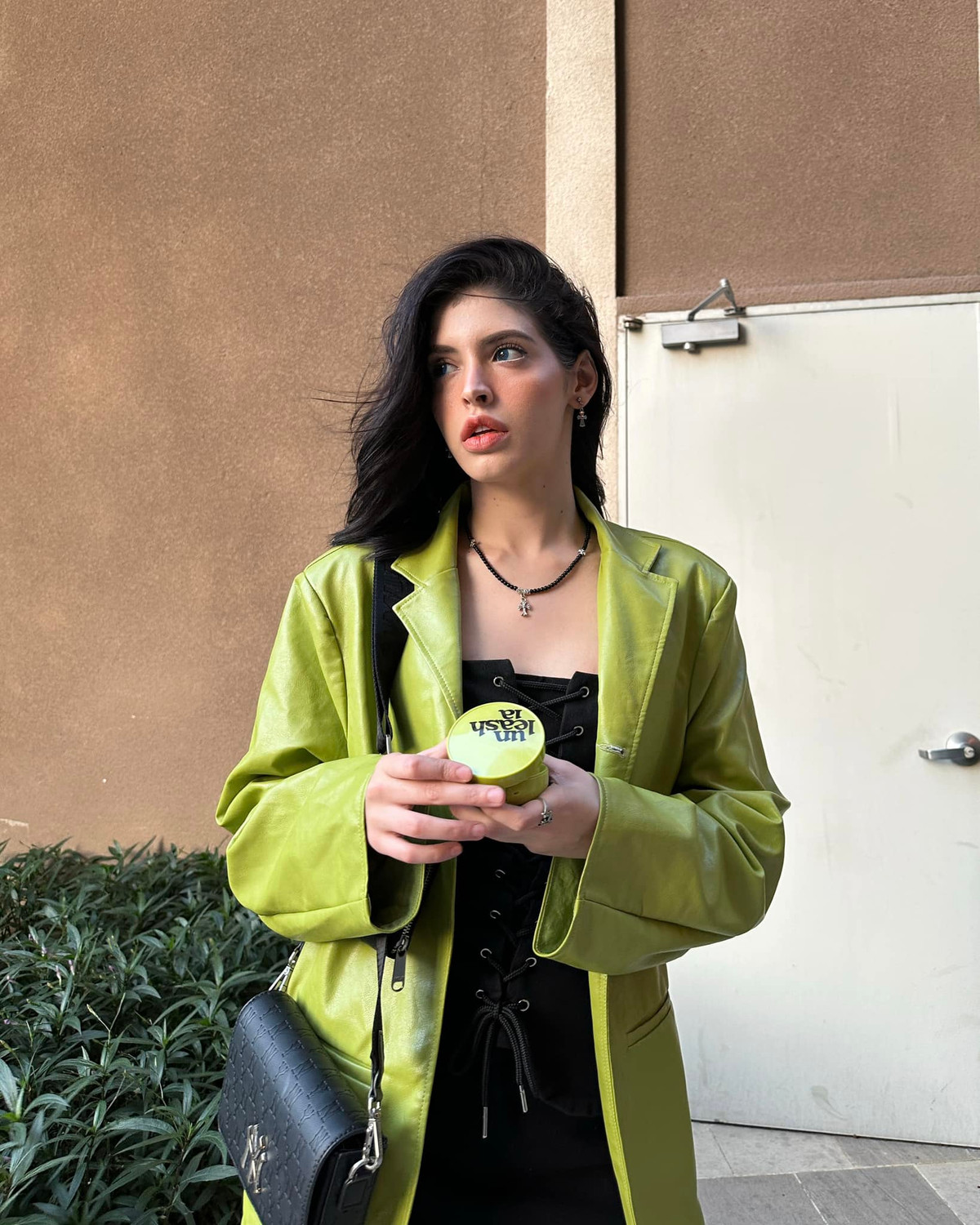 Những clip mẫu Tây này đăng tải nhận về rất nhiều phản hồi tích cực.