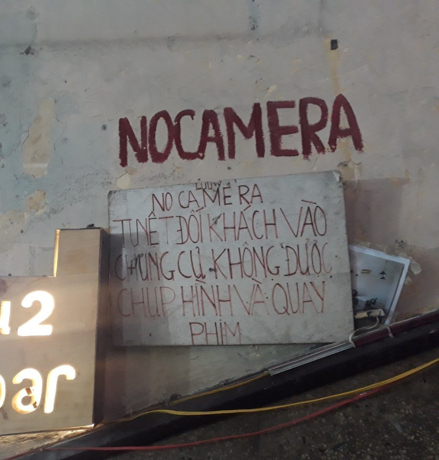 Từng là điểm nổi tiếng, thu hút cả nhiếp ảnh gia và khách nước ngoài ghé thăm, nhưng mấy năm trở lại đây cũng phải treo biển cấm chụp. Ảnh: Zing News
