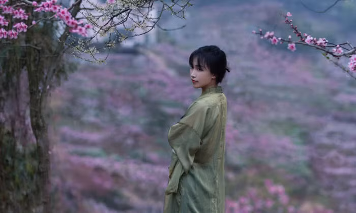 Lý Tử Thất đã ngừng sản xuất video kể từ khi cô tranh chấp hợp đồng với công ty Vô Niệm Hàng Châu vào tháng 7/2021.