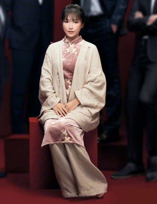 Có thể thấy đã vắng bóng gần 2 năm, song những video do Lý Tử Thất sản xuất đều có sức sống đặc biệt, minh chứng là có vô số người làm clip theo mô típ giống cô nhưng chẳng ai có thể vượt mặt nữ blogger.