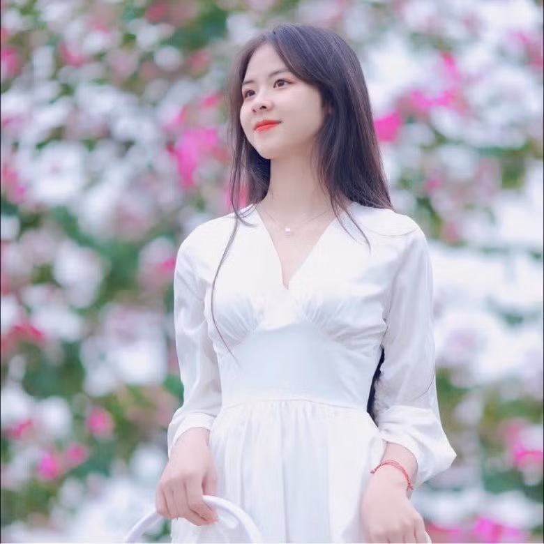 Cô nhận được rất nhiều lời khen có cánh từ người hâm mộ khi nộp hồ sơ thi Hoa hậu Thế giới Việt Nam 2023.