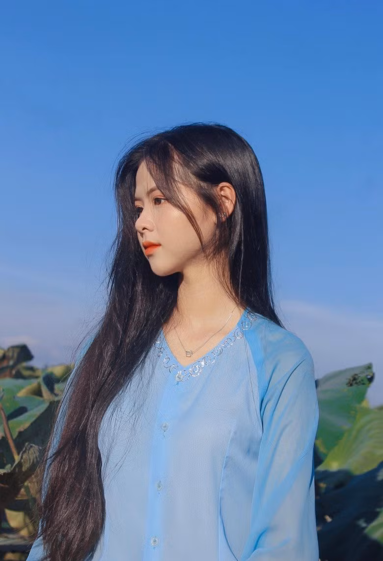 Cô nàng 20 tuổi rất bất ngờ khi hình ảnh của mình được mạng xã hội chia sẻ rộng rãi. Ảnh: FBNV