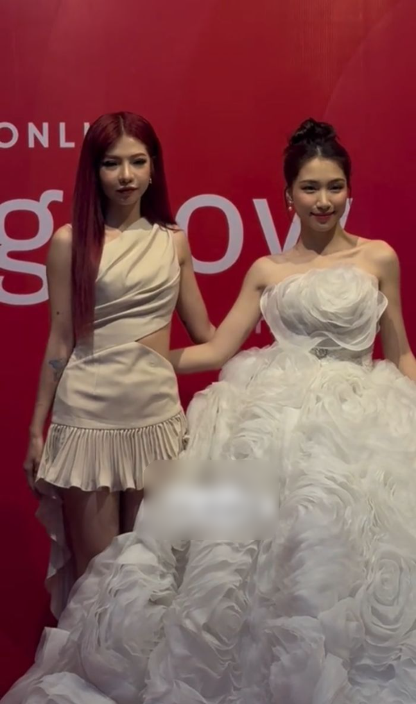 Một số khác lại cho rằng so với dàn hot girl trên mạng hiện nay, nhan sắc của CiiN cũng không phải dạng vừa, bị quay lén mà cô nàng vẫn thể hiện được thần thái và sự tự tin.