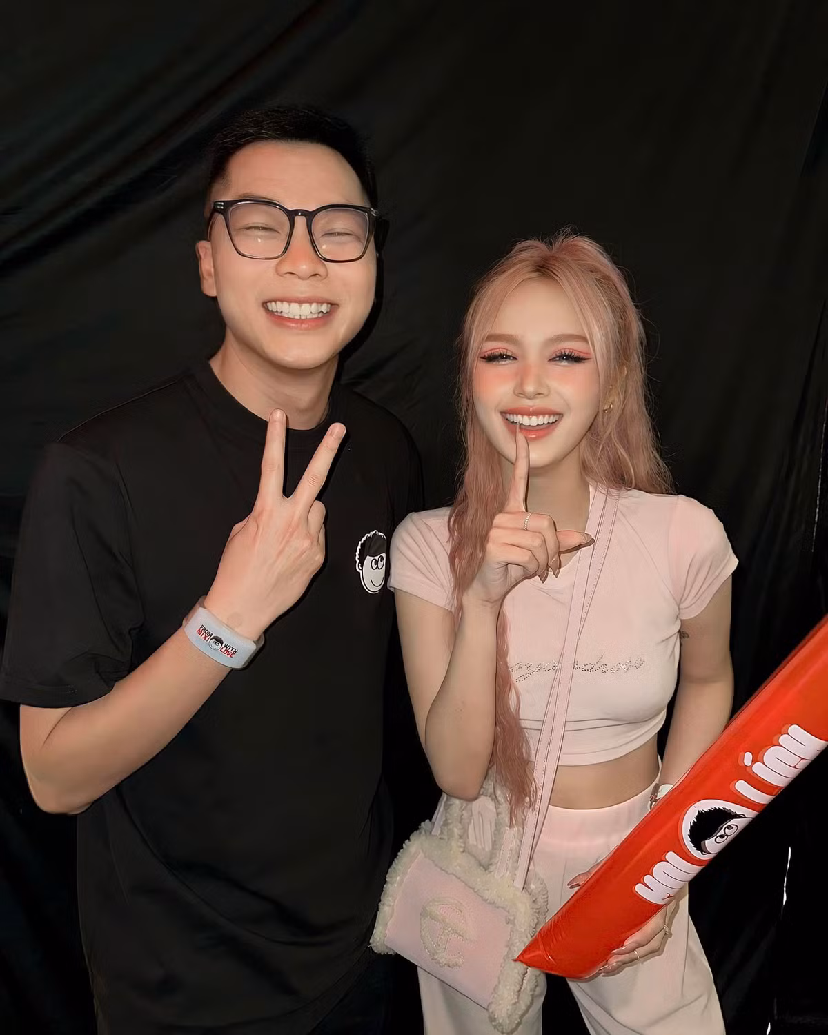 Về chung nhà từ năm 2020, cặp đôi ngày càng hạnh phúc, viên mãn cả trong sự nghiệp lẫn cuộc sống hôn nhân.