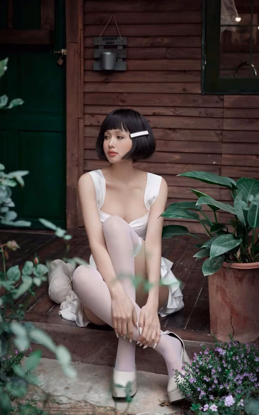 Tâm Tít bao năm qua vẫn là hình mẫu hot girl nổi bật, được nhiều người yêu mến.