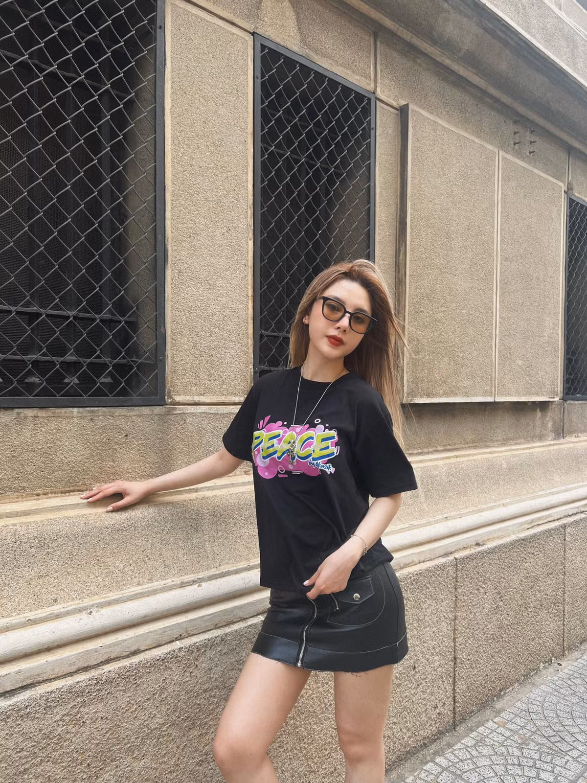 Trên trang cá nhân Huyền thường xuyên đăng tải khoảnh khắc khoe vóc dáng.