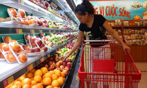  Giá cả sau Tết thường biến động, nhiều mặt hàng vì khan hiếm nên đẩy giá lên cao hơn so với ngày thường, đặc biệt là các loại hoa quả.