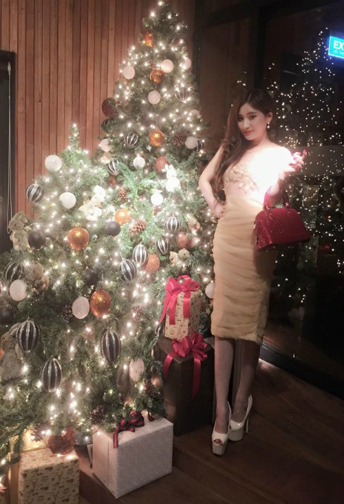 Hot girl Ivy - vợ cũ Hồ Quang Hiếu sở hữu ngoại hình, vóc dáng khá gợi cảm.