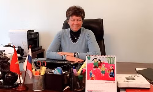 Nguoi phu nu Nga nho nao long huong Tet Viet ngay xua