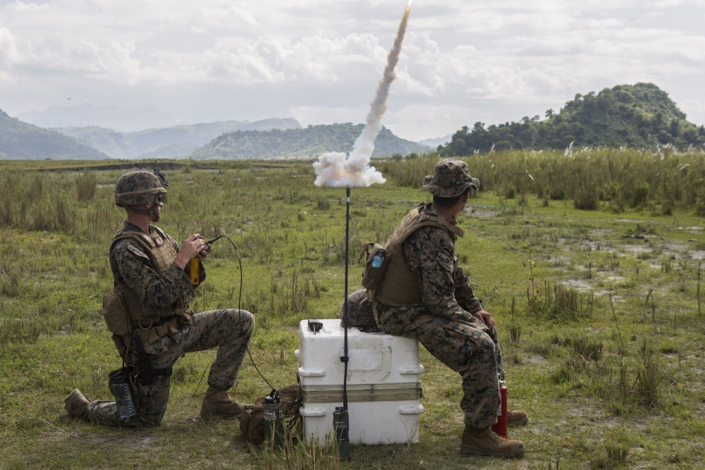 Sau khi hoàn thành kịch bản phối hợp đổ bộ, lực lượng quân sự kết hợp sẽ tiến hành mô phỏng phòng không tầm thấp và phòng thủ bảo vệ lãnh thổ tại căn cứ không quân Ernesto Rabina.
