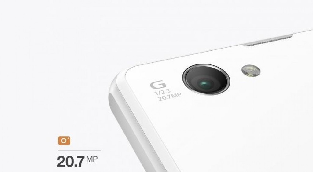 Z1 Compact được trang bị camera có cảm biến 20.7MP Exmor RS (1/2,3”) khá lớn và sắc nét vào thời điểm đó và nó nằm sau ống kính Sony G. Một ưu điểm khác của thiết bị chính là khả năng chống nước khá tốt (vào thời điểm đó).