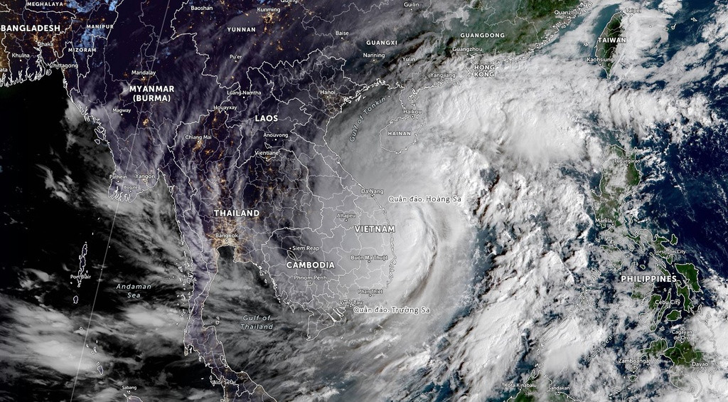 Đây là ảnh chụp bão số 9 trên Zoom Earth vào lúc 6h50 ngày 28/10.