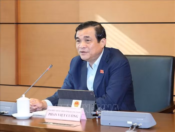 Dong chi Phan Viet Cuong tai dac cu Bi thu Tinh uy Quang Nam