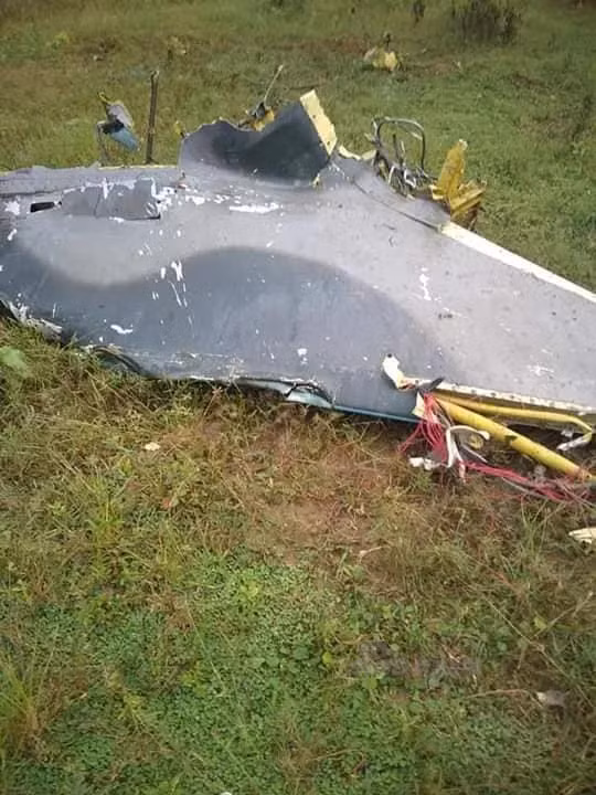 Hiện nguyên nhân thảm kịch vẫn đang được giấu kín, rất khó hiểu tại sao cả hai máy bay rơi gần như cùng một địa điểm. Nguồn ảnh: Sina