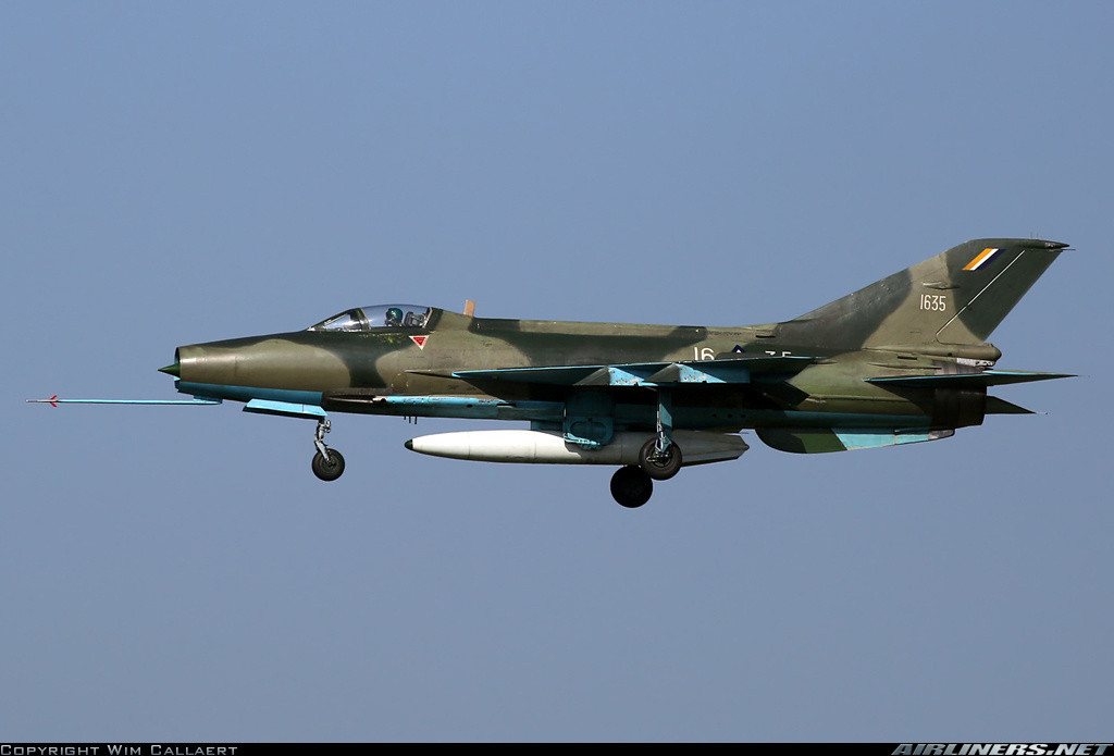 F-7M được Trung Quốc chế tạo với nhiều sửa đổi lớn về hệ thống điện tử hàng không công nghệ phương Tây, thay vì sử dụng khí tài sản xuất theo kiểu Liên Xô. Ví dụ như, F-7M tích hợp radar đo tầm Sky Ranger có phạm vi 15km, hệ thống HUD, máy tính dữ liệu trên không, camera pháo Type 2032...đều theo công nghệ của Anh và Mỹ. Nguồn ảnh: Airlines