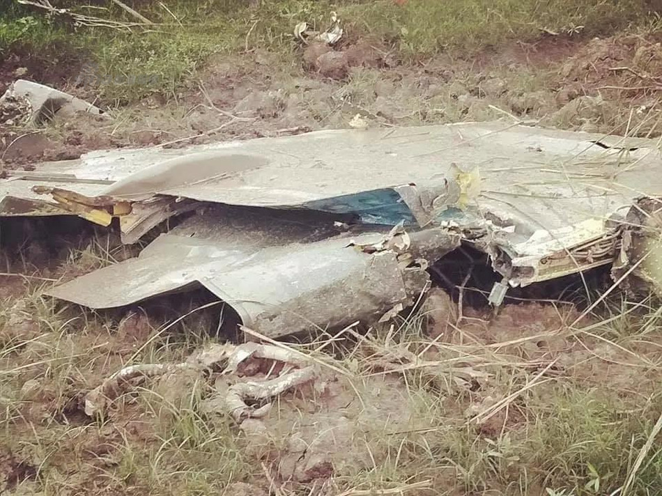 Dẫu vậy, có nguồn tin cho biết, vị trí vụ rơi chiếc thứ hai cách chiếc thứ nhất khoảng 16km. Nguồn ảnh: Sina