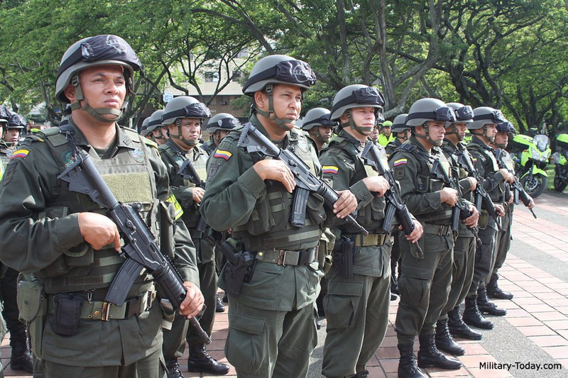 Phiên bản cạc bin Galil ACE 31 và súng trường tấn công Galil ACE 32 đều có tốc độ bắn 700 viên/phút. Ảnh: Military-Today.