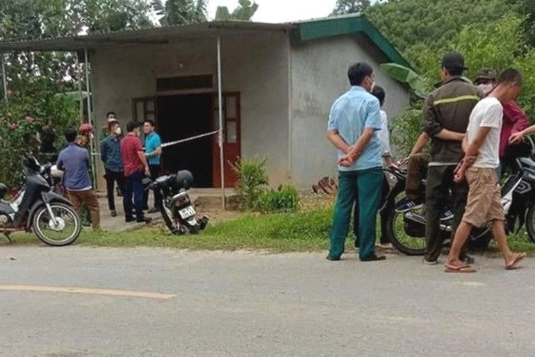 Nguoi dan ong tu vong bat thuong tai nha me de