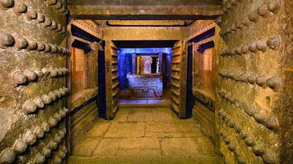 Nhưng cuối cùng, sau hơn 20 năm nhởn nhơ ngoài vòng pháp luật, Tôn Điện Anh đã bị Quân Giải phóng nhân dân Trung Quốc bắt sống vào năm 1947.