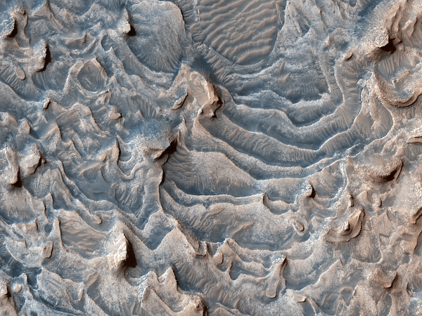 Một trong những giá trị của MRO là giúp các quan sát của chúng ta về hành tinh đỏ ngày càng trở nên chi tiết hơn. Sử dụng các công cụ để lập bản đồ càng nhiều khu vực trên sao Hỏa, chúng ta càng có thể hiểu hơn về quá khứ của nó.