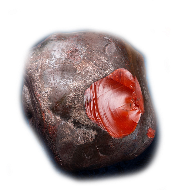 Tới năm 2009 ở tỉnh Tứ Xuyên, 1 mỏ mới của mã não Nam Hồng được phát hiện, với những viên màu đỏ sẫm tuyệt đẹp. Và truyền thuyết về Thượng phẩm mã não Nam Hồng đã quay trở lại. Các nhà sưu tập và những người giàu có liên tục săn lùng, đã đẩy giá lên một tầm cao mới.