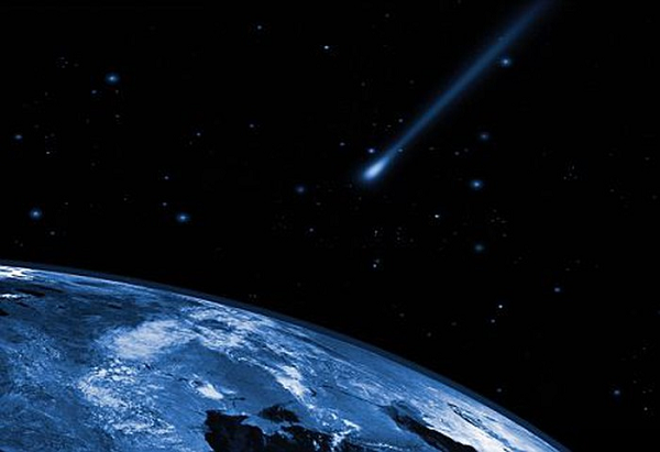 Thiên thạch có vận tốc di chuyển rất nhanh, khi tiếp xúc với bầu khí quyển sẽ bị ma sát nên gây ra hiện tượng bốc cháy được gọi là sao băng, theo thống kê của Cơ quan Vũ trụ châu Âu ESA, mỗi ngày có khoảng 50 tấn vật chất rơi xuống trái đất.