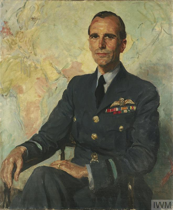 Cơn bão nhanh chóng tan biến và khi ông bay qua sân bay đó lại lần nữa, thì khu vực đó trông rất mới với những máy bay được sơn màu vàng (đây là điều khác thường), một kiểu máy bay cánh đơn thuộc phi đội Không quân Hoàng gia.