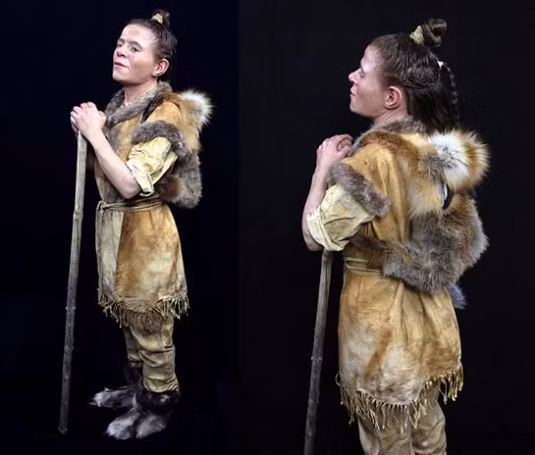 Vào năm 2020, những người phụ trách tại Bảo tàng Vasternorrlands đã liên hệ với ông Oscar Nilsson, người được biết đến là một chuyên gia, nhà tiên phong trong lĩnh vực khảo cổ học tái tạo. Trong 20 năm qua, ông chính là người đã tái tạo những khuôn mặt của hơn 100 người cổ đại. Để có thể tái tạo lại khuôn mặt của người phụ nữ thời đồ đá, đầu tiên, ông Oscar Nilsson tiến hành quét và tạo ra bản sao có kích thước giống như thật với hộp sọ của người này.